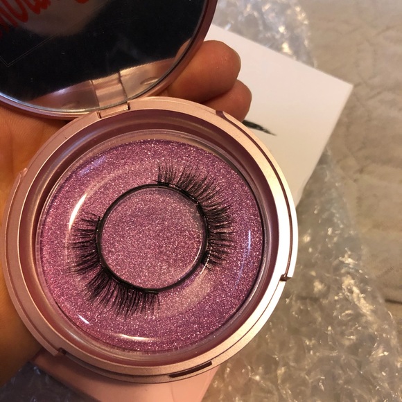 2 sets magnetic lashes with liner and tool - Picture 3 of 5